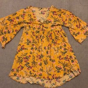 BOHO size M MUSTARD floral tie front dress